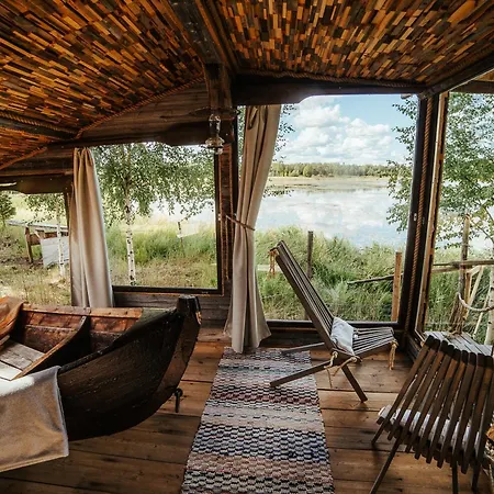 Elaemysmajoitus Piisaminpesae * Ίισαλμι